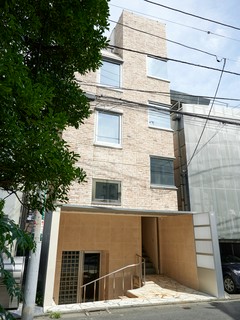 店舗入り口