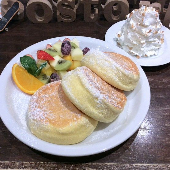 Cafe Costorico 飛騨 高山 カフェ の料理 店内写真 ヒトサラ