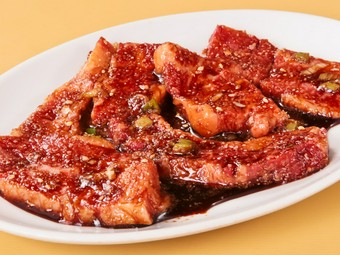 子供も大人も大好物、ご飯とビールがすすむ人気No.1『牛カルビ』