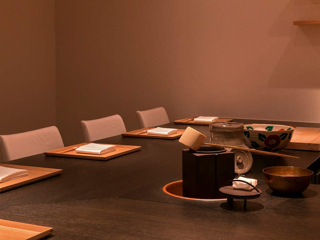 デートに最適な和モダンな大人の空間。五感をくすぐる逸品に舌鼓