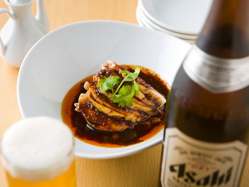 ビールに合うメニューも多数。ノンアルコールビールも有