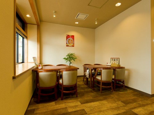 明るい店内は、居心地の良い雰囲気