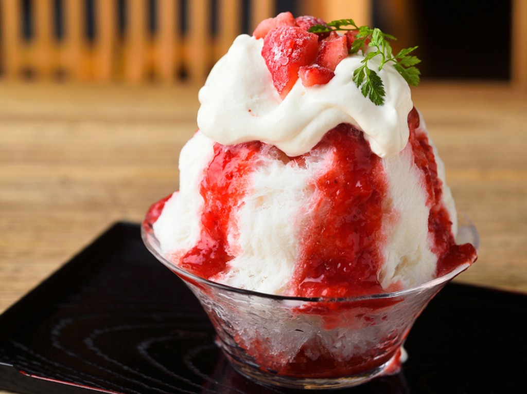 苺シロップ×幻の苺“まりひめ”『BC（マスカルポーネ、苺、ミルキッシュヨーグルト）』