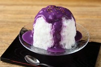 まるで和菓子のような、上品な甘さを楽しめる『濃厚紫いも牛乳』