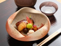 滋味深い『味噌漬け焼き 針葱と奈良漬け刻み 銀杏、零余子唐揚げ 松葉ざし 酢取り茗荷』