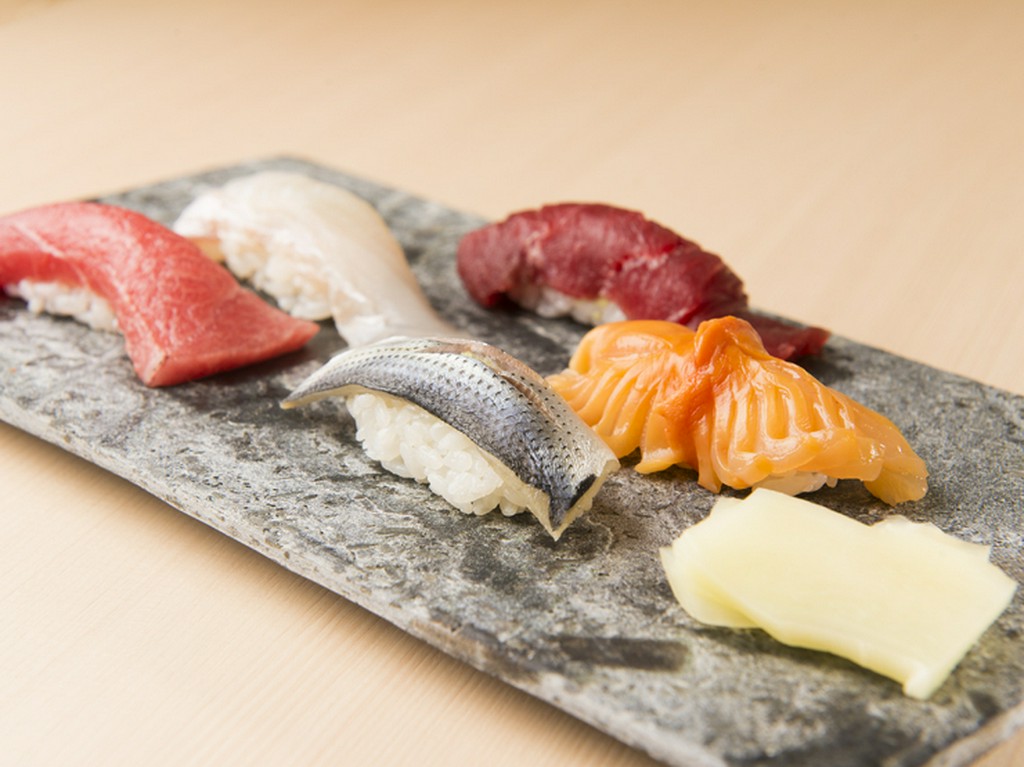 あっさりと食べやすい現代風の『こはだ』