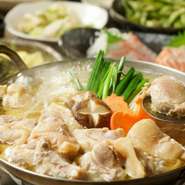 馬肉や魚介類をふんだんに使用したお鍋はおすすめです。