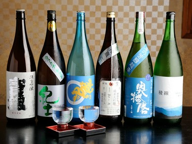 季節の限定酒も用意。お好みの味に出会えるよう、精一杯お手伝い