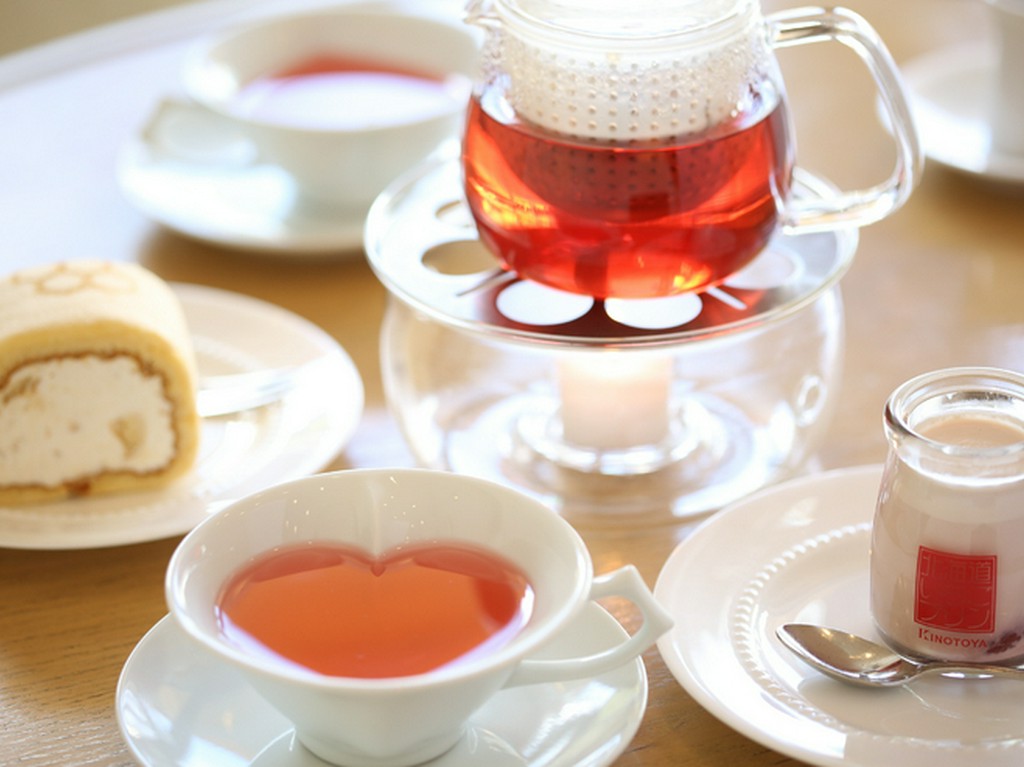 全国の選りすぐりスイーツが大集合。1カットから楽しめる！