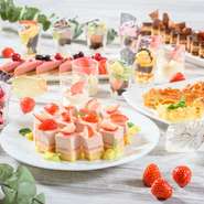 美味しい料理にキュートなスイーツ、「TWG Tea」と「ハーゲンダッツ」。完璧なおいしさを好きなだけ堪能できます。滞在時間は最大180分、女の子同士、きっと話も弾むはず。心地よい空間の中で時を忘れてみませんか？