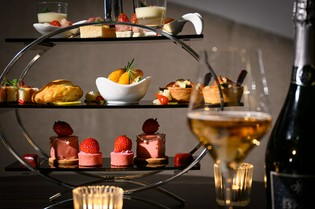 新スタイル ロマンティックディナー“TRISTAR”（トライスター）