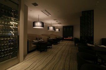 カジュアルにもフォーマルにも幅広いシーンで使えるお店