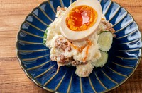 おかんが作るようなクラッシックポテサラ。
サバの旨味がアクセントです。