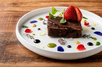 チョコレートを贅沢に使った濃厚味は、『ベツバラ』にお薦めです。