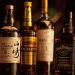 ちまたで人気の『ハイボール』も、もちろんご用意。
飲み疲れた時に、ちょうどいいんだ、コレが。