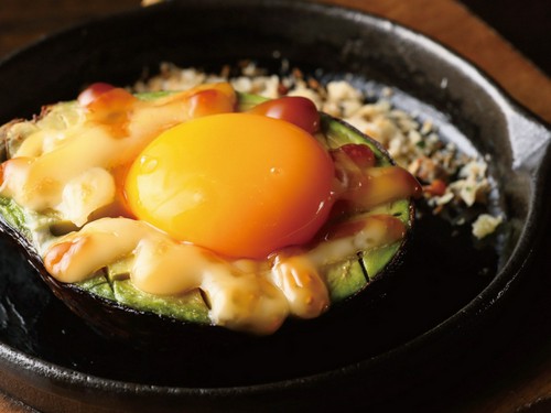 半割アボカド　オーヴン焼き