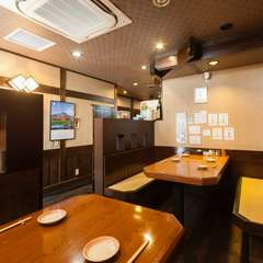 おいしい料理とお酒が充実し、カジュアルな食事デートにも人気