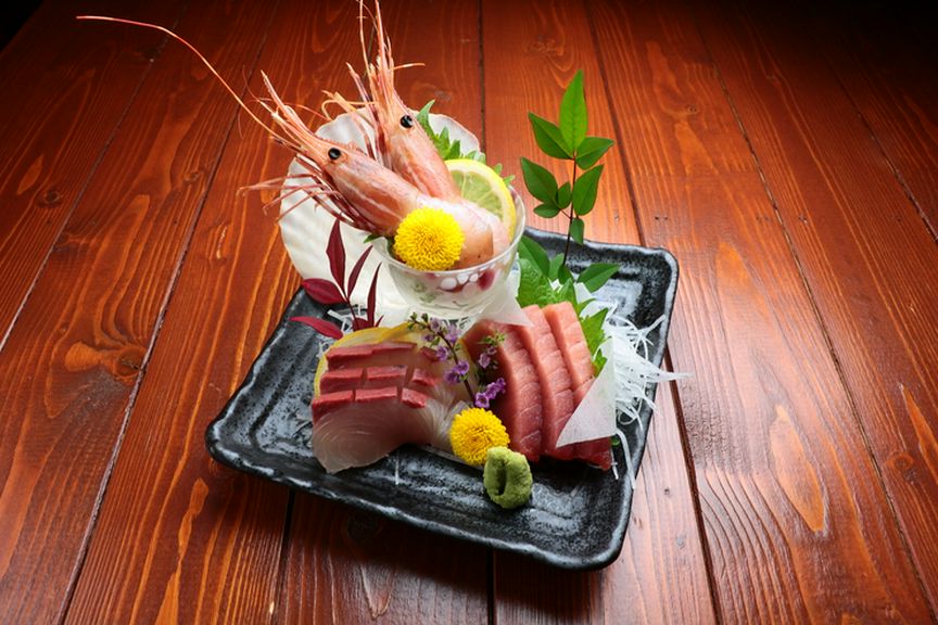 魚介の聖地・築地から仕れた新鮮な『お刺身3点盛り』