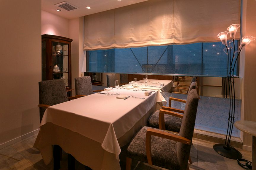 2〜4名様個室は接待・会食での利用にも好評