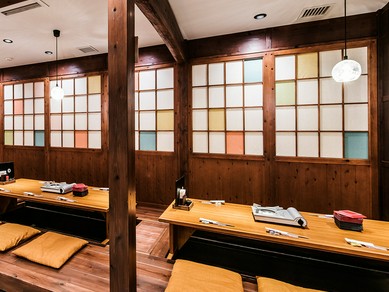 琉球古民家をイメージにつくられた寛ぎの空間