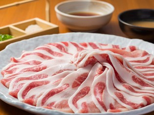沖縄県産「鰹」のダシで味わう『金武アグー豚のしゃぶしゃぶ』