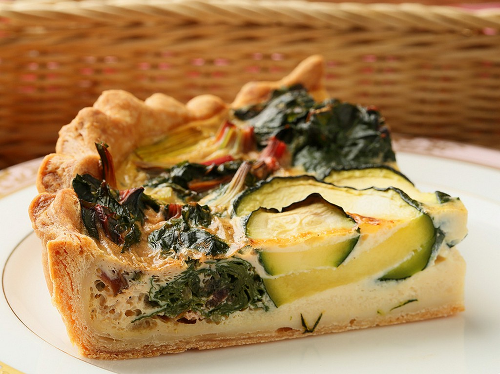 すべて自家製の野菜を使ったヘルシーメニュー『飛騨産野菜のキッシュ』