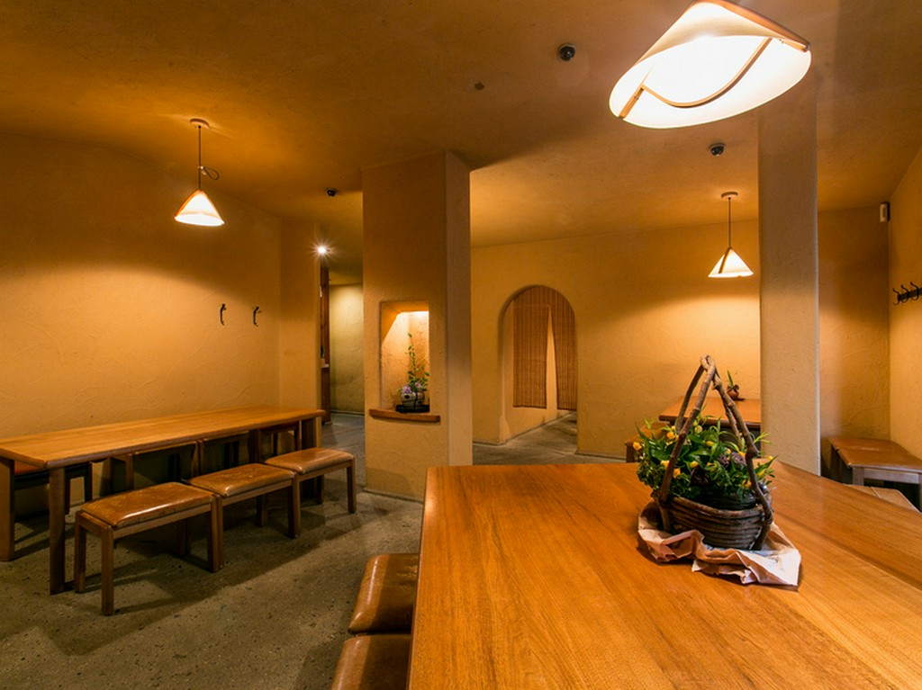 2003年に両国に移転して以来、変わらぬ地で至高の蕎麦を提供する