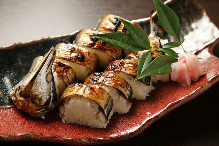 焼きサンマ寿司