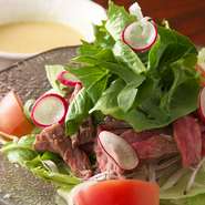 和牛しゃぶサラダ