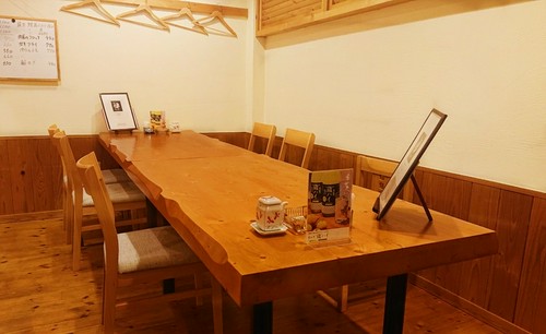 座敷の半個室でゆったりと、気の置けない時間を。