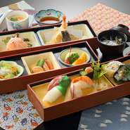 限定100食限り ※お昼の定食は、予約できません
