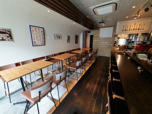 パーティー最大28名様（着席時）