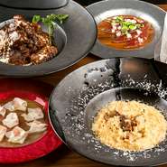 料理好きのオーナーがお酒からお料理まで真心込めて提供いたします。
バーフードと侮ることなかれ、奥恵比寿の隠れ家バーにふさわしい雰囲気とクオリティ。細やかな気遣いとおもてなしに会話も弾みます。
