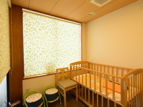 キッズルームが完備され、小さな子どもと一緒でも安心