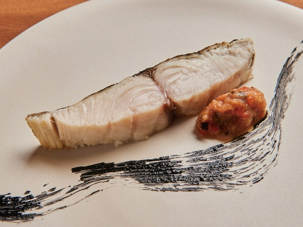 趣ある店内にて京都の四季を感じられる上質なひとときを