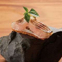 洗練された和モダンな空間で舌鼓を打つ大人女子会を計画