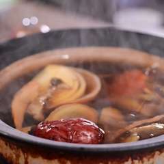 季節に合わせて様々な素材をブレンド『LUDENSの養生スープ』