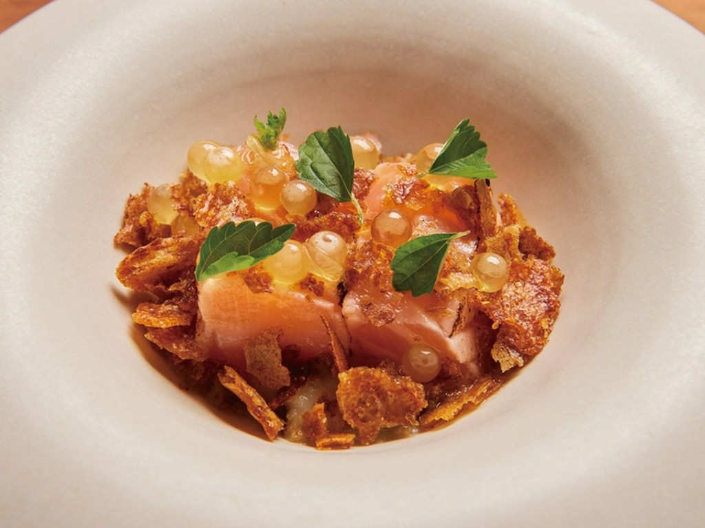 京都、滋賀、福井など、近隣の食材で織りなす逸品