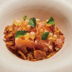 京都、滋賀、福井など、近隣の食材で織りなす逸品