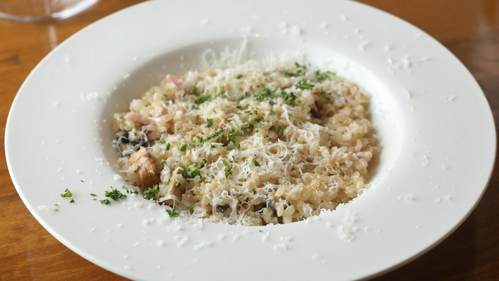 体に優しい和食とフレンチのフュージョン『玄米チーズリゾット』