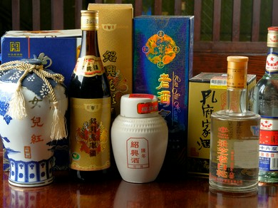 焼酎をはじめ、中国で人気の『紹興酒』など、お酒も充実