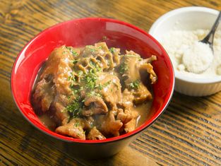 Wine and stewed market