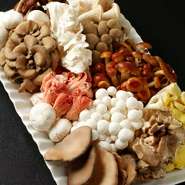 ●色々なキノコのフリット●色々なきのこのロースト●色々なきのこのアヒージョ 等