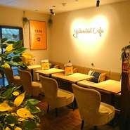 カフェ