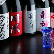 日本酒が大好きな店主の柏倉さんが厳選した各種お酒を楽しめます。香川県の『凱陣』がイチ押し出そうで、度数は辛口だが酸の押し出しの強さと、米の旨味がギュッと濃縮されているような味わいがクセになる一杯。