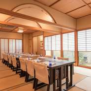 25名ぐらいまで対応できる大部屋もございます。
詳しくはご連絡ください。