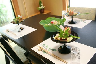 ご年配の方も、安心してお食事をお楽しみください