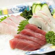 鮮度の高さと素材の良さが自慢の『刺身』