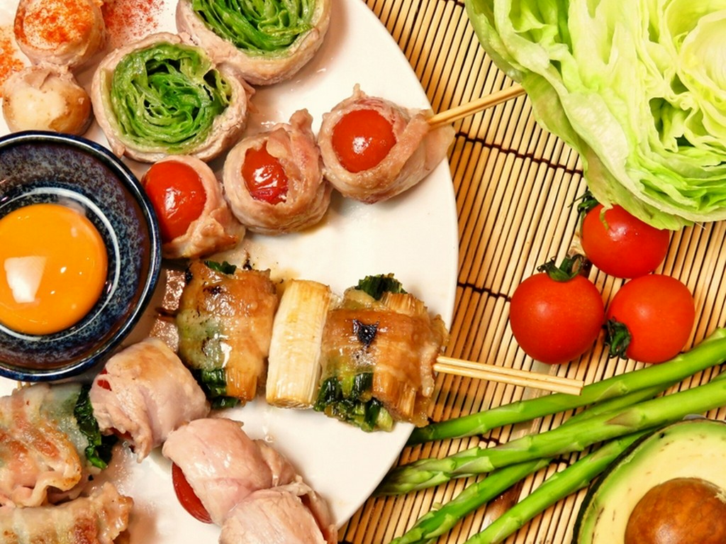 季節の食材を楽しめる『野菜肉巻き串』