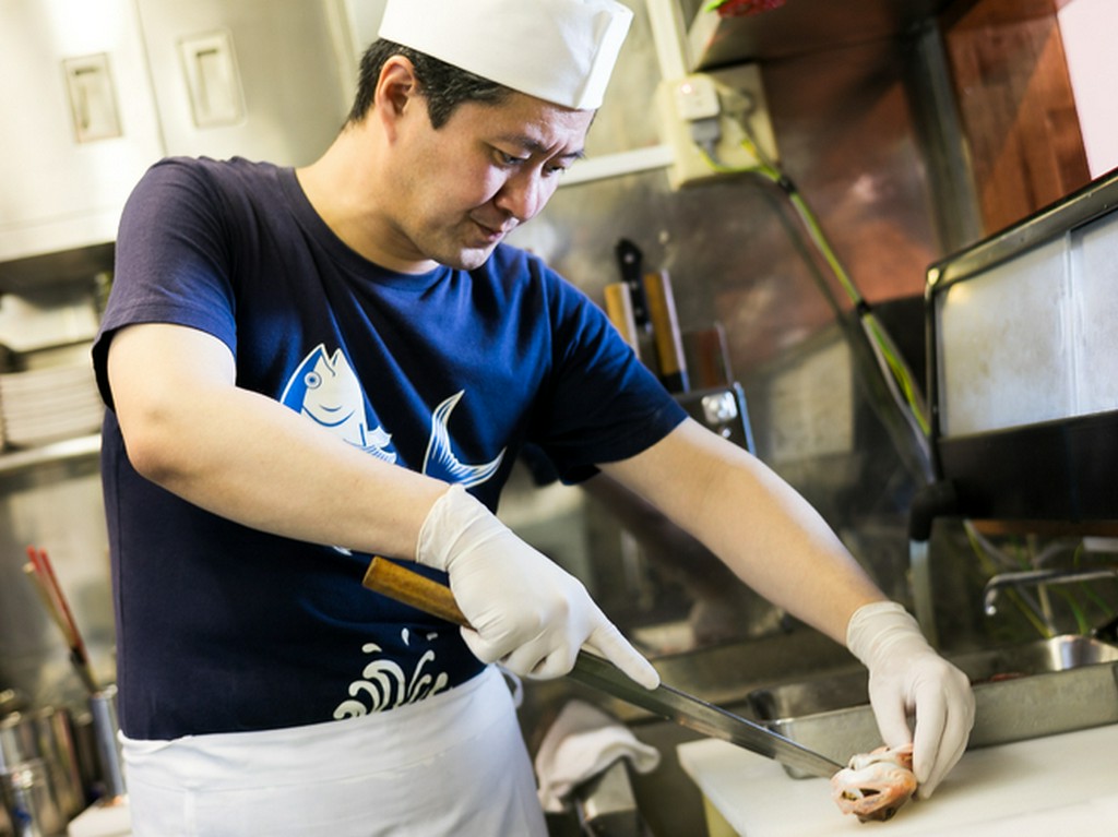 昼から飲める鮮魚居酒屋。抜群のコスパ。それが特徴です